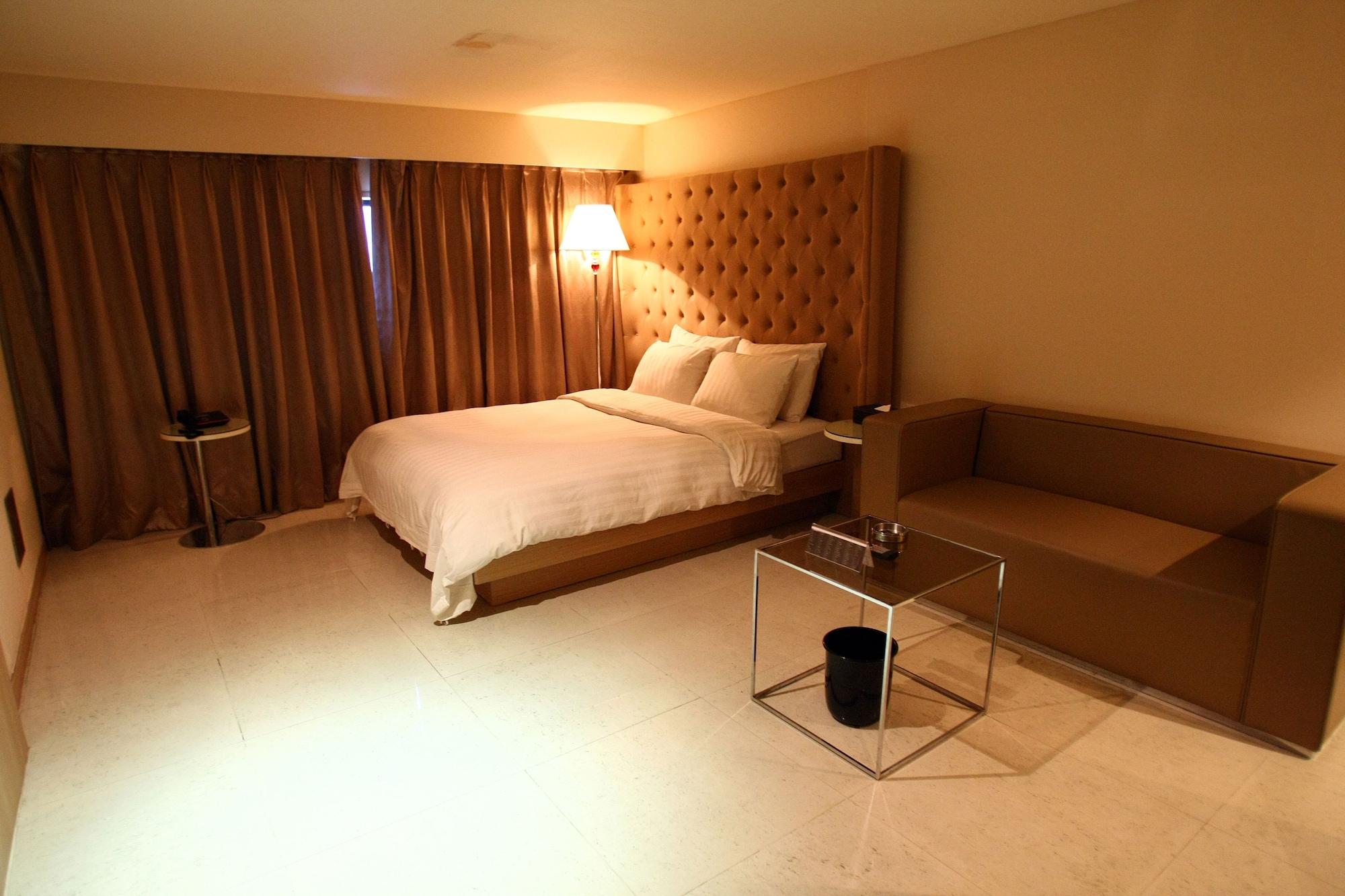 The California Hotel Seoul Seocho 外观 照片
